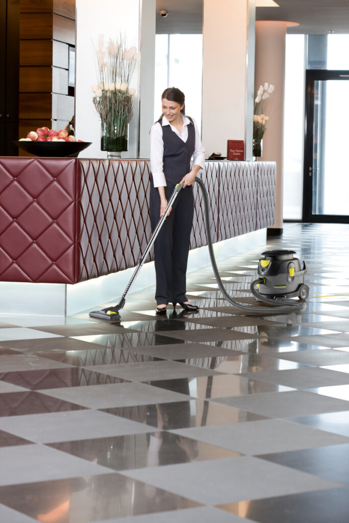 KARCHER CICHY HOTELOWY ODKURZACZ T 15 1 PROFESJONA Seria Karcher Professional